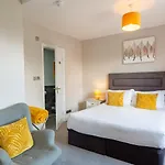 Bowness Guest House 3*