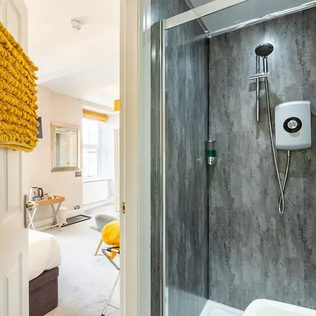 Penzion Bowness Guest House 3*
