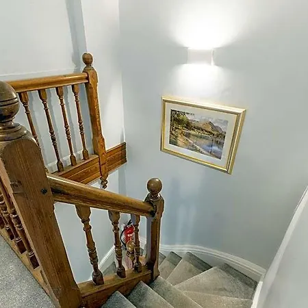 Bowness Guest House 3*