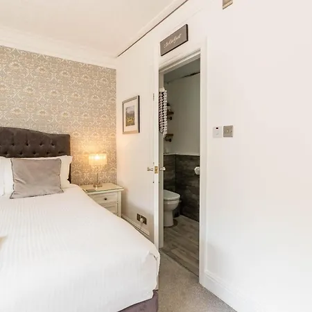 Konukevi Bowness Guest House